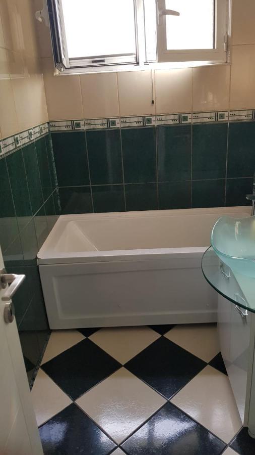 Apartament B Orizont Bacău Exteriér fotografie